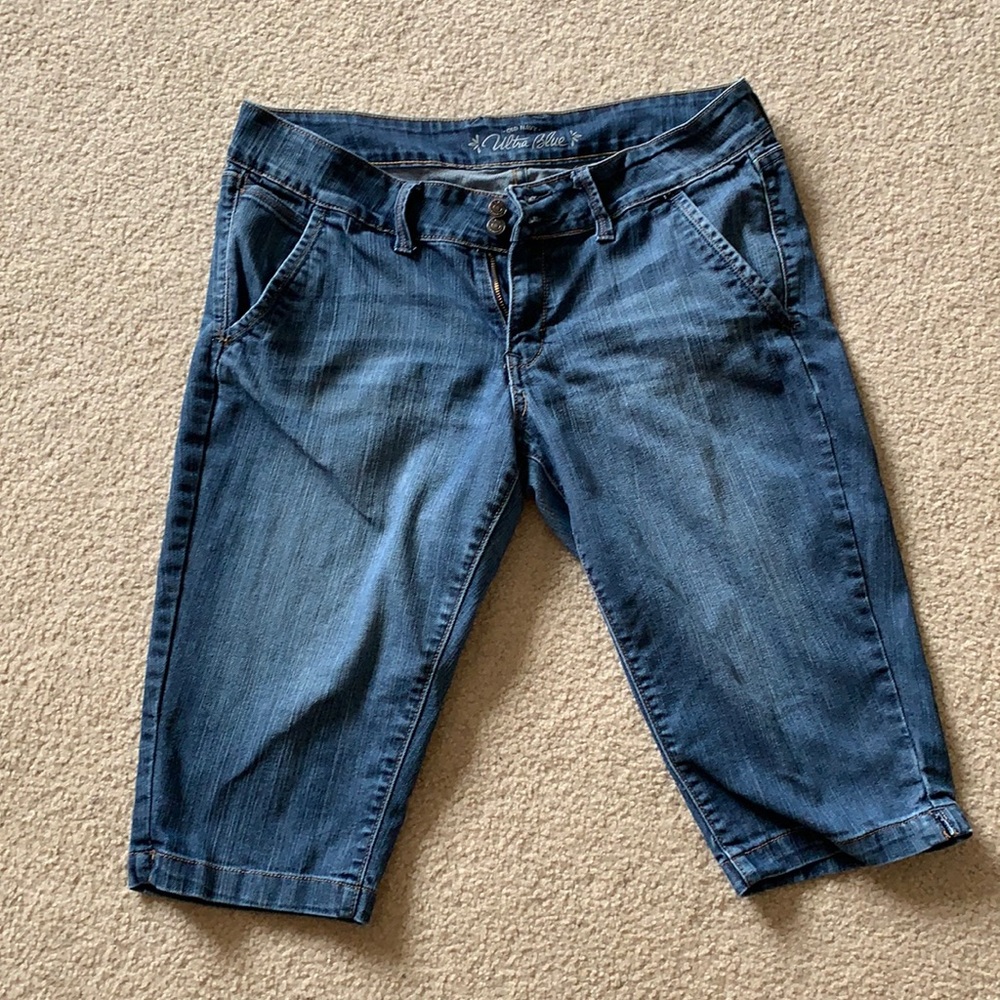 Old Navy Ultra Blue size 12 Bermuda Jean shorts